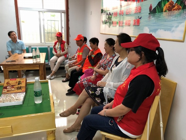 “卫”爱行动——信阳市精神病医院成立北京路环卫工人之家